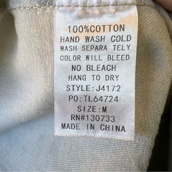 UMGEE UTILITY CARGO DENIM ROMPER BUTTON DOWN POCKETS SIZE MEDIUM NWT - Picture 5 of 6